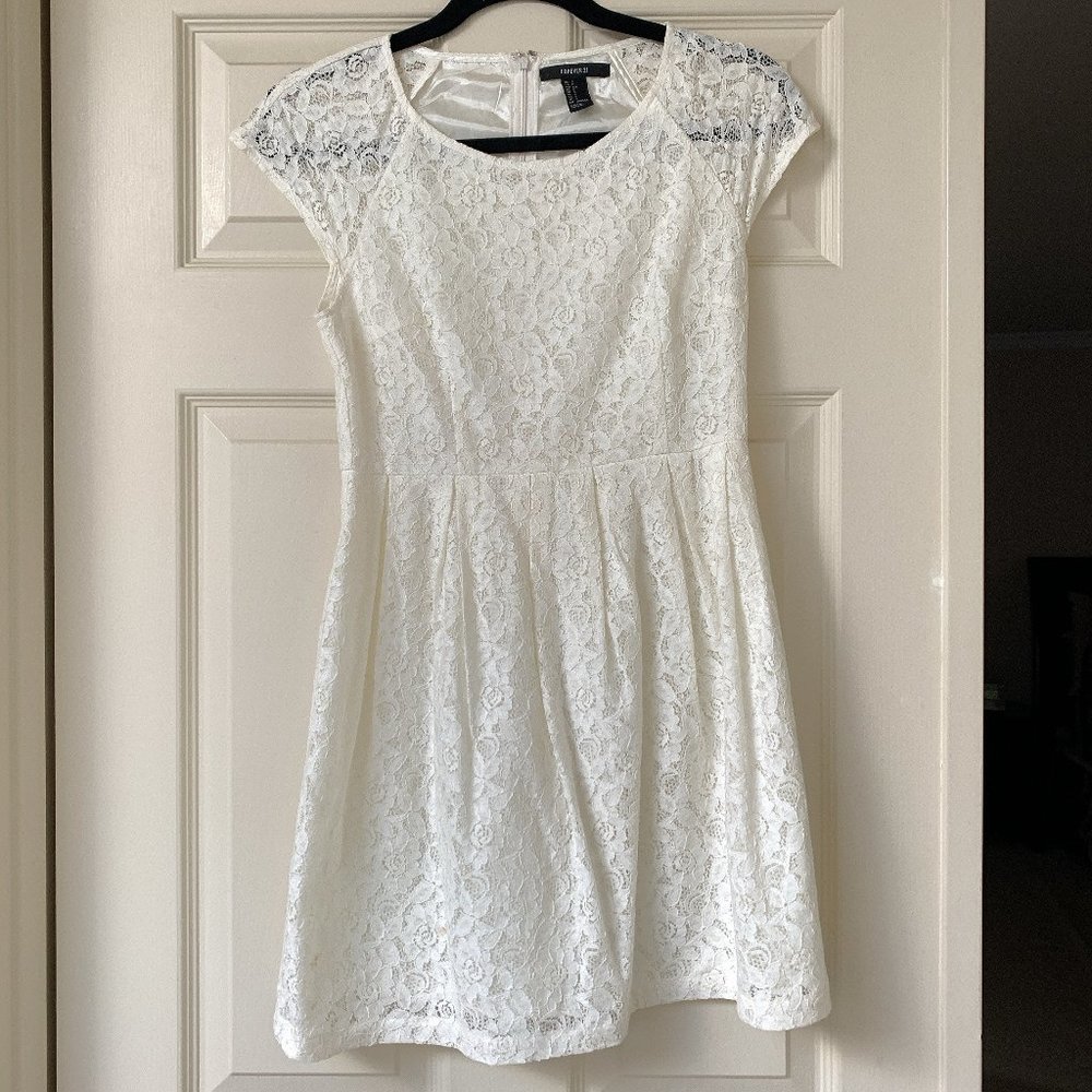 FOREVER 21 floral lacy white dress